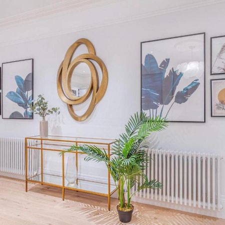 Royal Kensington In Cromwell Road Apartment London Exterior photo